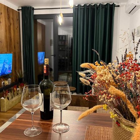Zirkon City Rush Apartment Tirana Zewnętrze zdjęcie